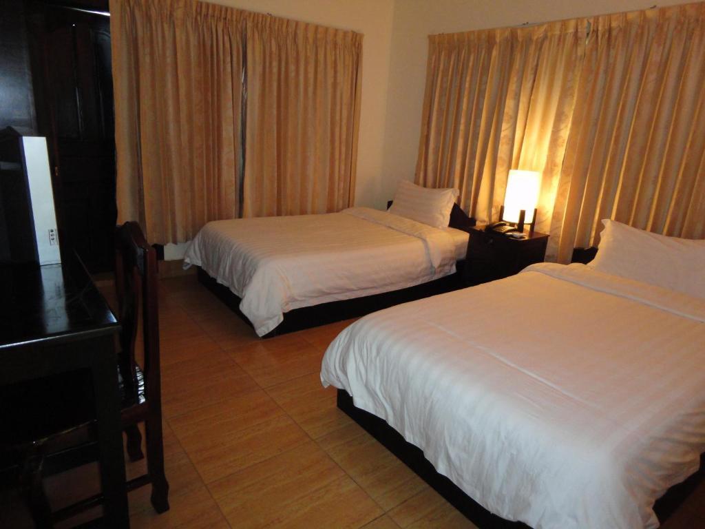 Trasak Pa-Em Hotel & Restaurant Phnom Penh Zewnętrze zdjęcie