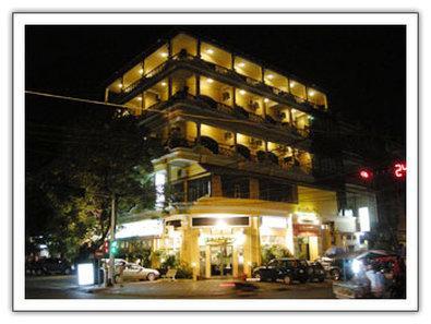 Trasak Pa-Em Hotel & Restaurant Phnom Penh Zewnętrze zdjęcie
